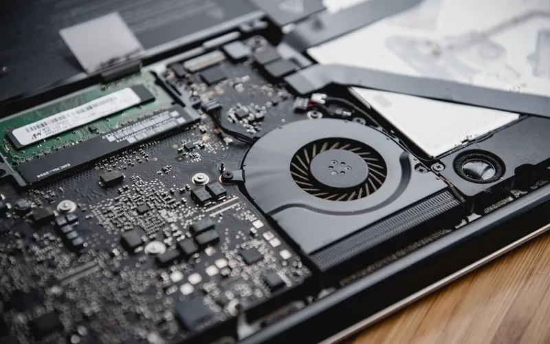 Upgrade SSD NVMe dan RAM Laptop Malang